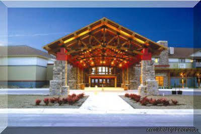 Kewadin St. Ignace Hotel Evergreen Shores 외부 사진